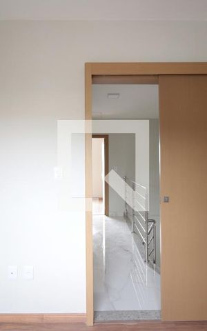 Casa à venda com 90m², 3 quartos e 2 vagasQuarto 2