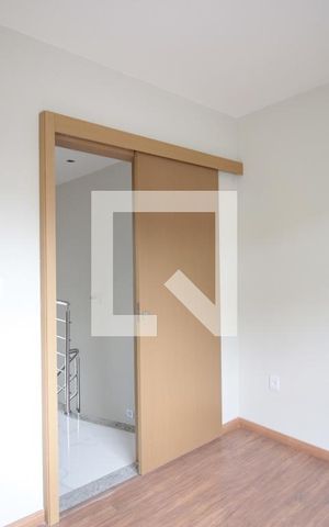 Casa à venda com 90m², 3 quartos e 2 vagasQuarto 2