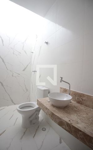 Casa à venda com 90m², 3 quartos e 2 vagasBanheiro Social