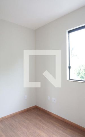 Casa à venda com 90m², 3 quartos e 2 vagasQuarto 2