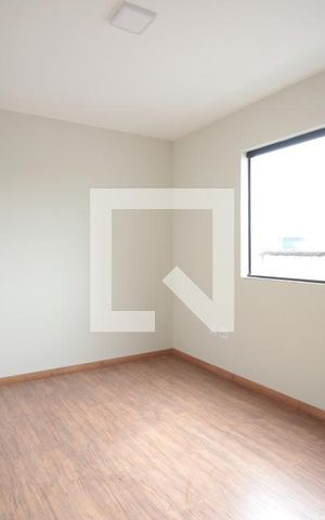 Casa à venda com 90m², 3 quartos e 2 vagasSuite