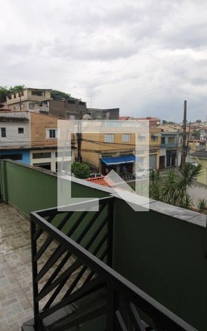 Casa à venda com 310m², 3 quartos e 6 vagasQuarto 1 - Varanda