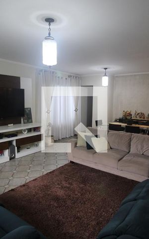 Casa à venda com 310m², 3 quartos e 6 vagasSala