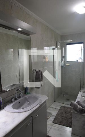 Casa à venda com 310m², 3 quartos e 6 vagasQuarto 3 - Banheiro
