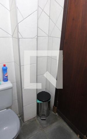 Casa à venda com 310m², 3 quartos e 6 vagasÁrea de Serviço - Banheiro