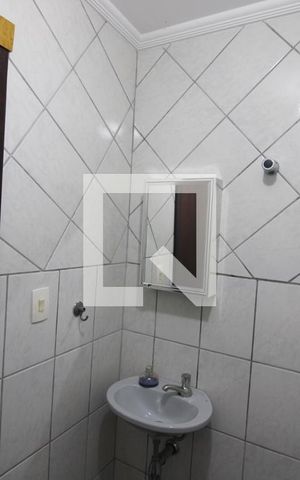 Casa à venda com 310m², 3 quartos e 6 vagasÁrea de Serviço - Banheiro
