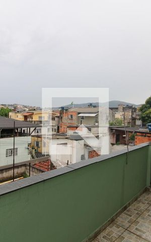 Casa à venda com 310m², 3 quartos e 6 vagasQuarto 1 - Varanda