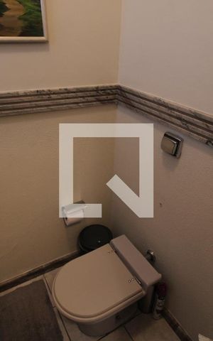Casa à venda com 310m², 3 quartos e 6 vagasLavabo