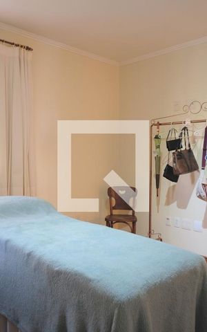 Casa à venda com 280m², 3 quartos e 4 vagasSuíte 2