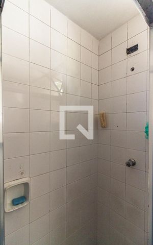 Apartamento à venda com 86m², 2 quartos e sem vagaBanheiro - Chuveiro
