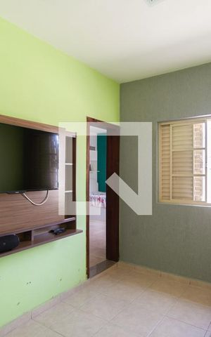 Casa à venda com 345m², 5 quartos e 5 vagas Casa à venda com 345m², 5 quartos e 5 vagasSala 2