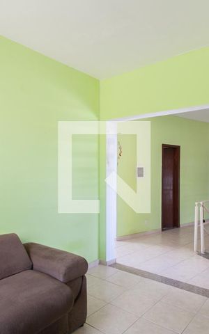 Casa à venda com 345m², 5 quartos e 5 vagas Casa à venda com 345m², 5 quartos e 5 vagasSala 2