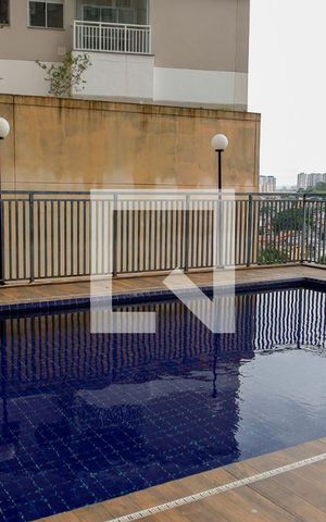Apartamento à venda com 60m², 2 quartos e 1 vaga Apartamento à venda com 60m², 2 quartos e 1 vagaÁrea comum - Piscina
