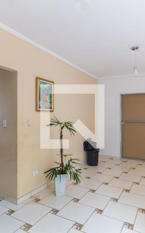 Casa à venda com 363m², 2 quartos e 2 vagas Casa à venda com 363m², 2 quartos e 2 vagasSala Casa 2