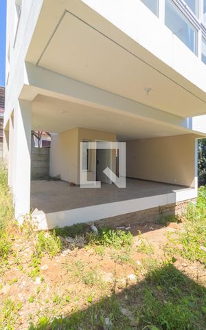 Casa à venda com 155m², 3 quartos e 2 vagasQuintal