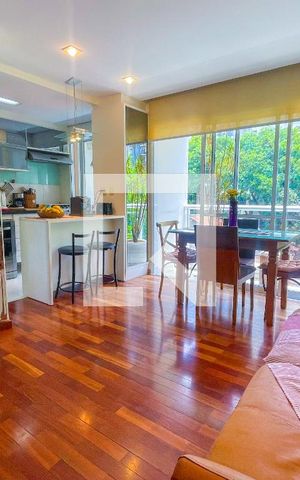 Apartamento para alugar com 102m², 2 quartos e 2 vagas Apartamento para alugar com 102m², 2 quartos e 2 vagasSala