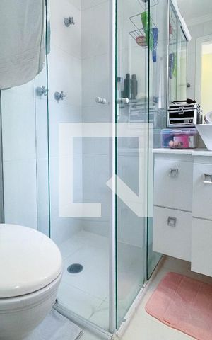 Apartamento para alugar com 102m², 2 quartos e 2 vagas Apartamento para alugar com 102m², 2 quartos e 2 vagasBanheiro da Suíte