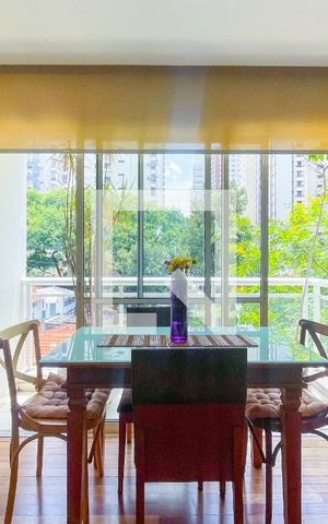 Apartamento para alugar com 102m², 2 quartos e 2 vagas Apartamento para alugar com 102m², 2 quartos e 2 vagasSala