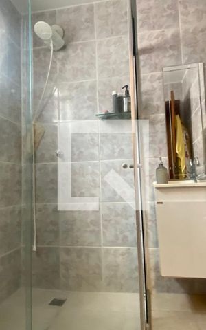 Casa à venda com 490m², 4 quartos e 3 vagas Casa à venda com 490m², 4 quartos e 3 vagasQuarto Suíte 3