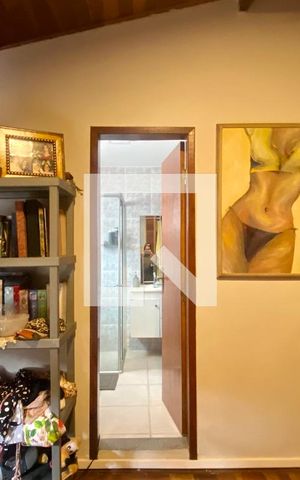 Casa à venda com 490m², 4 quartos e 3 vagas Casa à venda com 490m², 4 quartos e 3 vagasQuarto Suíte 3