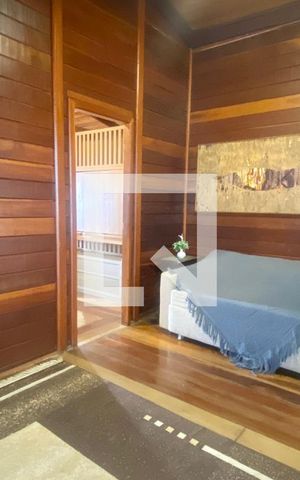 Casa à venda com 490m², 4 quartos e 3 vagas Casa à venda com 490m², 4 quartos e 3 vagasSala 3