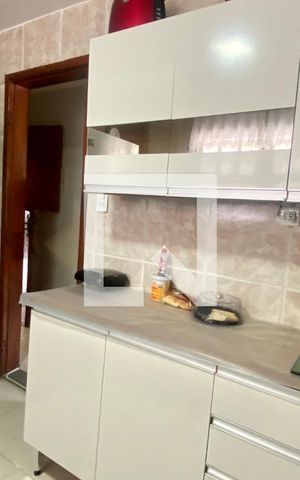Casa à venda com 490m², 4 quartos e 3 vagas Casa à venda com 490m², 4 quartos e 3 vagasCozinha