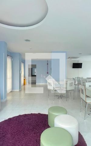 Apartamento para alugar com 82m², 3 quartos e 3 vagas Apartamento para alugar com 82m², 3 quartos e 3 vagasÁrea comum - Salão de festas