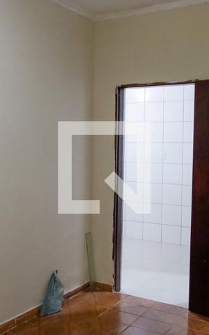 Casa à venda com 226m², 2 quartos e 2 vagas Casa à venda com 226m², 2 quartos e 2 vagasQuarto 2