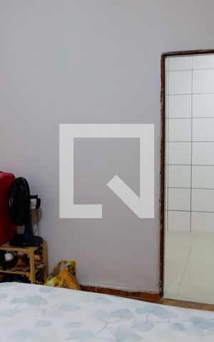 Casa à venda com 226m², 2 quartos e 2 vagas Casa à venda com 226m², 2 quartos e 2 vagasQuarto 1