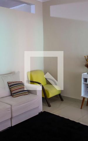 Casa à venda com 226m², 2 quartos e 2 vagas Casa à venda com 226m², 2 quartos e 2 vagassala