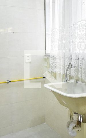 Apartamento para alugar com 60m², 2 quartos e sem vagaÁrea de Serviço