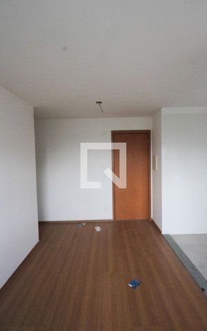 Apartamento à venda com 43m², 2 quartos e 1 vaga Apartamento à venda com 43m², 2 quartos e 1 vagaSala