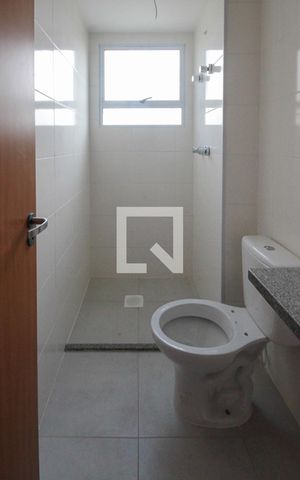 Apartamento à venda com 43m², 2 quartos e 1 vaga Apartamento à venda com 43m², 2 quartos e 1 vagaBanheiro