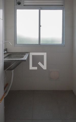Apartamento à venda com 43m², 2 quartos e 1 vaga Apartamento à venda com 43m², 2 quartos e 1 vagaÁrea de Serviço
