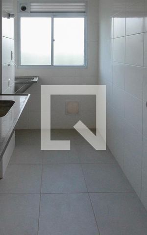Apartamento à venda com 43m², 2 quartos e 1 vaga Apartamento à venda com 43m², 2 quartos e 1 vagaCozinha