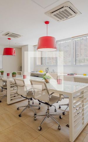Apartamento para alugar com 34m², 1 quarto e 1 vagaCoworking