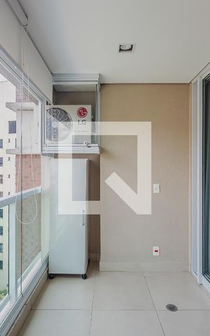 Apartamento para alugar com 34m², 1 quarto e 1 vagaVaranda