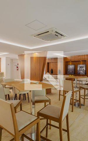 Apartamento para alugar com 34m², 1 quarto e 1 vagaÁrea comum
