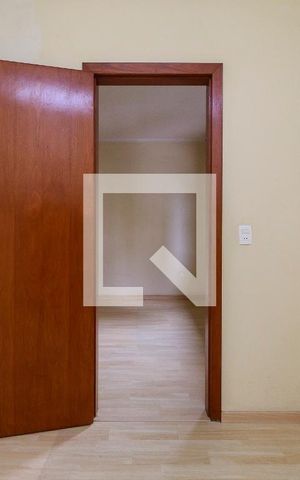Casa à venda com 243m², 4 quartos e 5 vagas Casa à venda com 243m², 4 quartos e 5 vagasSuíte 1 - Closet