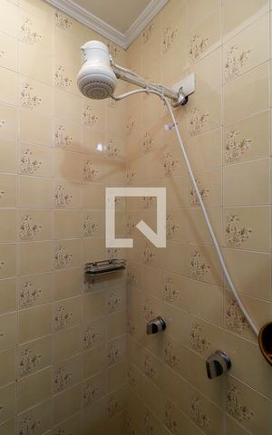 Casa à venda com 243m², 4 quartos e 5 vagas Casa à venda com 243m², 4 quartos e 5 vagasBanheiro 3
