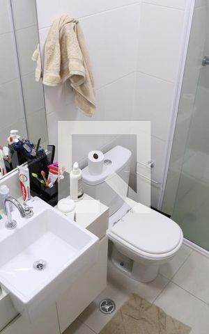 Apartamento à venda com 72m², 2 quartos e 2 vagas Apartamento à venda com 72m², 2 quartos e 2 vagasBanheiro 1