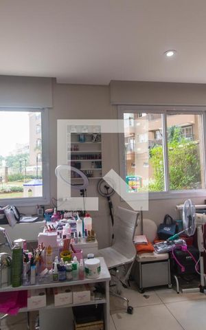 Apartamento à venda com 76m², 2 quartos e sem vagaÁrea comum