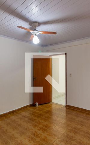 Casa à venda com 40m², 1 quarto e sem vagaSala/Quarto