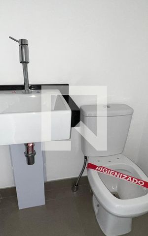 Studio para alugar com 27m², 1 quarto e sem vaga Studio para alugar com 27m², 1 quarto e sem vagaBanheiro