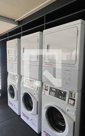 Studio para alugar com 27m², 1 quarto e sem vaga Studio para alugar com 27m², 1 quarto e sem vagaLavanderia