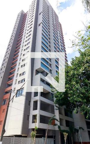 Apartamento à venda com 41m², 1 quarto e sem vaga Apartamento à venda com 41m², 1 quarto e sem vagaFachada