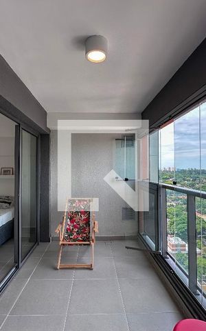 Apartamento à venda com 41m², 1 quarto e sem vagaSacada