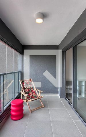 Apartamento à venda com 41m², 1 quarto e sem vagaSacada