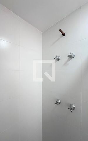 Apartamento à venda com 37m², 2 quartos e sem vagaBanheiro