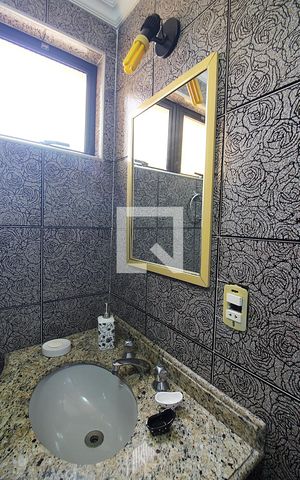 Apartamento à venda com 180m², 3 quartos e 4 vagasBanheiro Social
